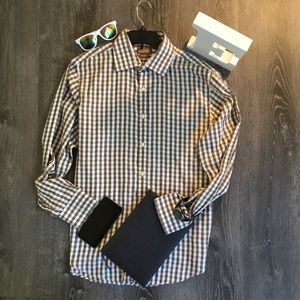 Michael Kors Button Down Men’s Dress Shirt, Large